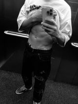 Миниатюра Мужчина Artēm Центр Фотография 