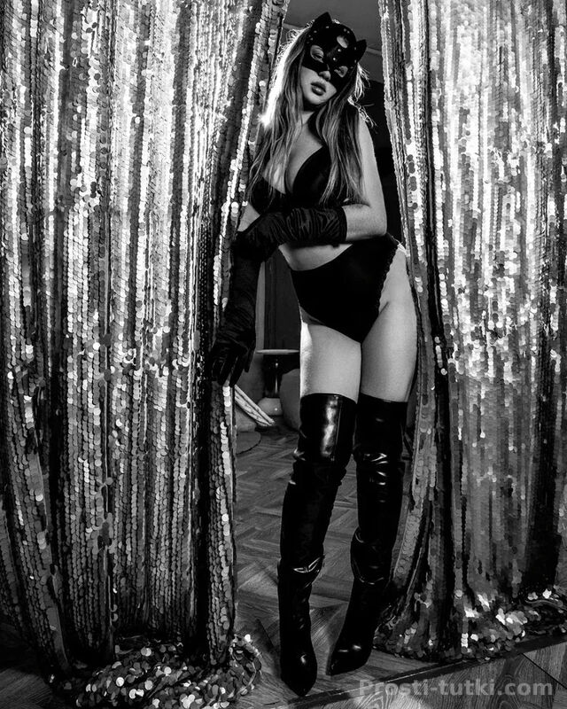 Массажистка Кира Академический Фотография 