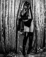 Миниатюра Массажистка Кира Академический Фотография 