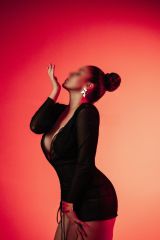 Миниатюра Индивидуалка Санта Центр Фотография 