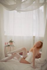 Миниатюра Индивидуалка Малышка ли Фотография 