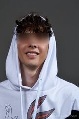 Миниатюра Мужчина Leo Центр Фотография 